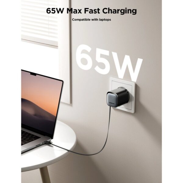 Joyroom JR-TCL02EU 65W GaN Charger with Retractable USB-C Cable, Dual-Port USB-A & USB-C, PD 3.0 powerful Fast Charging, Compatible with Laptops & Smartphones - Image 5